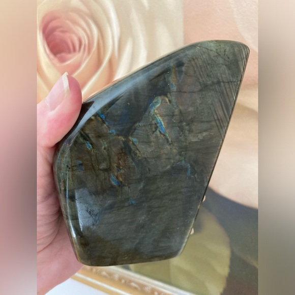Labradorite - Picture 13 of 16